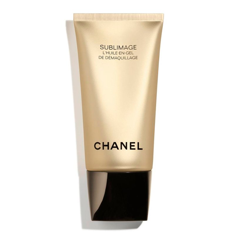 Die CHANEL Sublimage-gesigbehandeling is die vertroeteling waarna jou vel smag