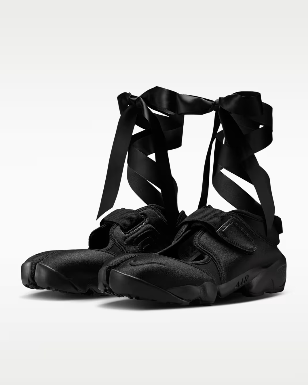 Tekkie van die week: Die Mary Jane kry ’n kinkel